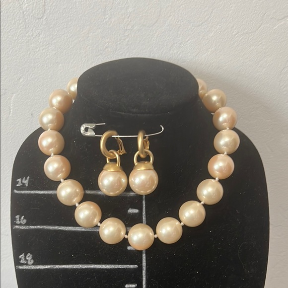 Erwin Pearl Jewelry - Vintage Erwin Pearl Cream Pearl Necklace and Earring Set